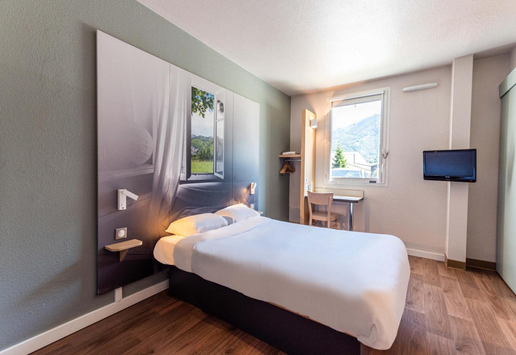 B&B Hotel Saint Jean De Maurienne Sainte-Marie-de-Cuines Εξωτερικό φωτογραφία