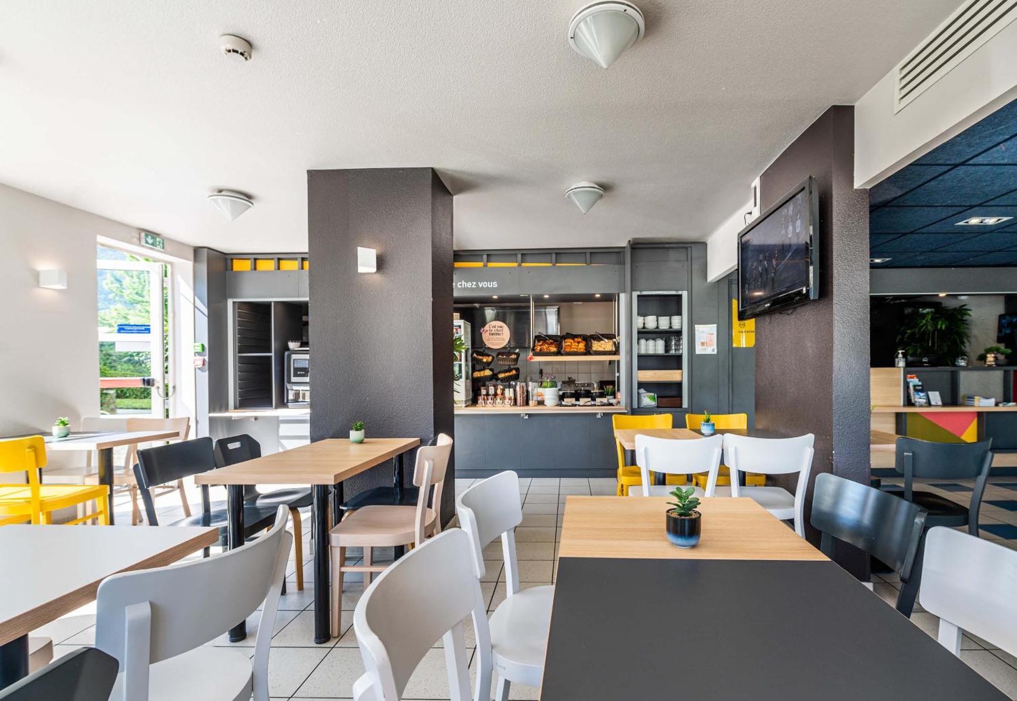 B&B Hotel Saint Jean De Maurienne Sainte-Marie-de-Cuines Εξωτερικό φωτογραφία