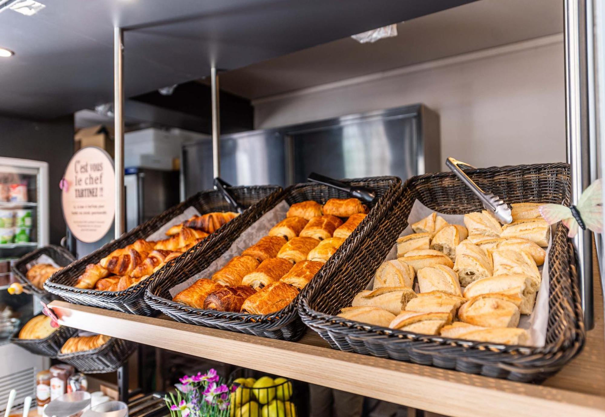 B&B Hotel Saint Jean De Maurienne Sainte-Marie-de-Cuines Εξωτερικό φωτογραφία